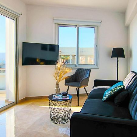 Phaedrus Living Seaside Residence Lighthouse 70 Paphos Esterno foto